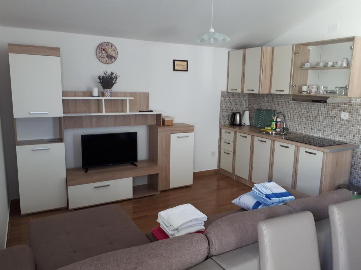 Apartmani Andrea Karlobag Dış mekan fotoğraf