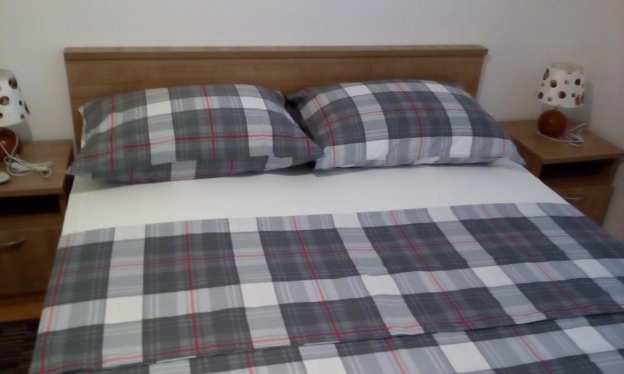 Apartmani Andrea Karlobag Dış mekan fotoğraf