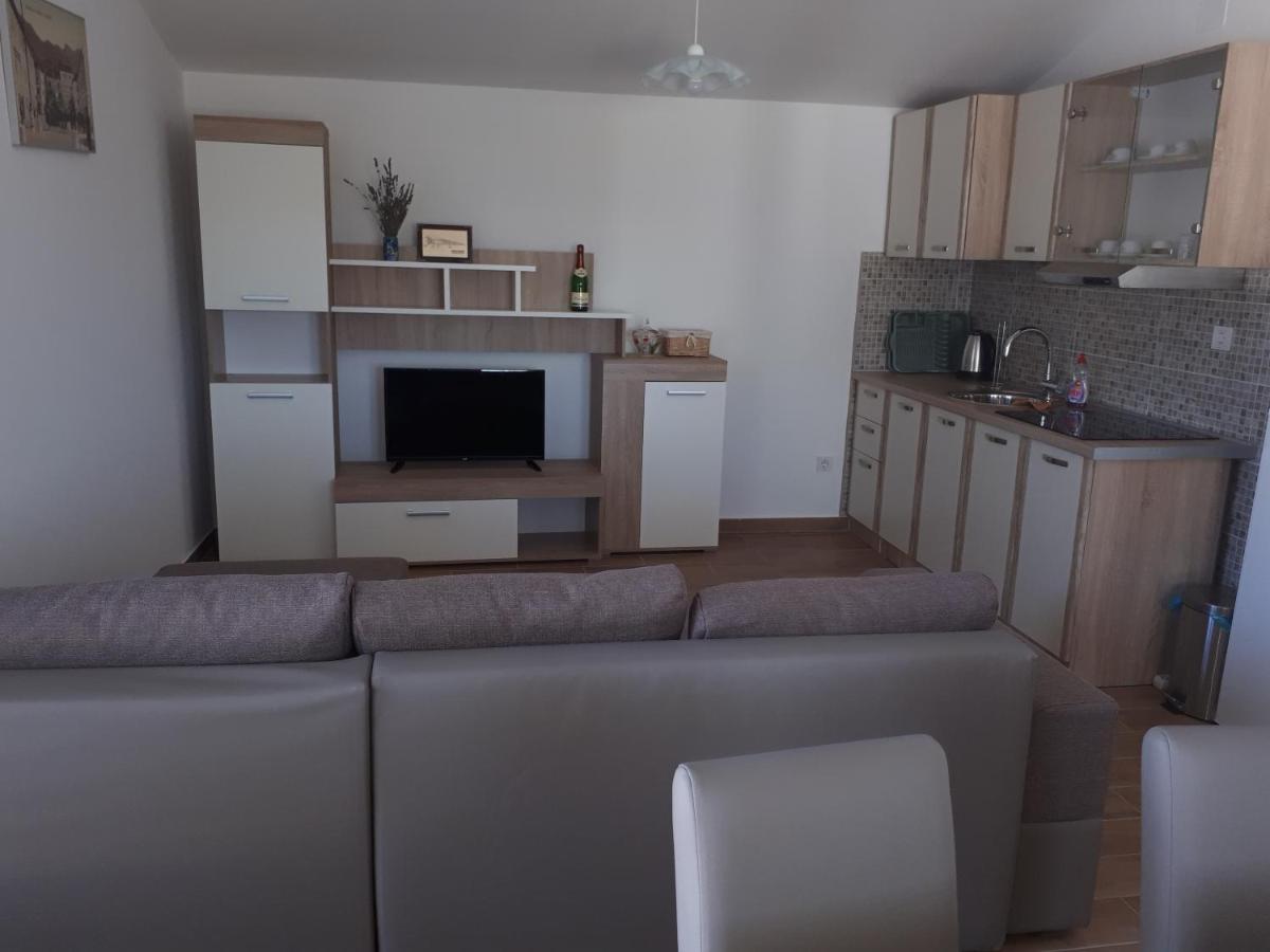 Apartmani Andrea Karlobag Dış mekan fotoğraf