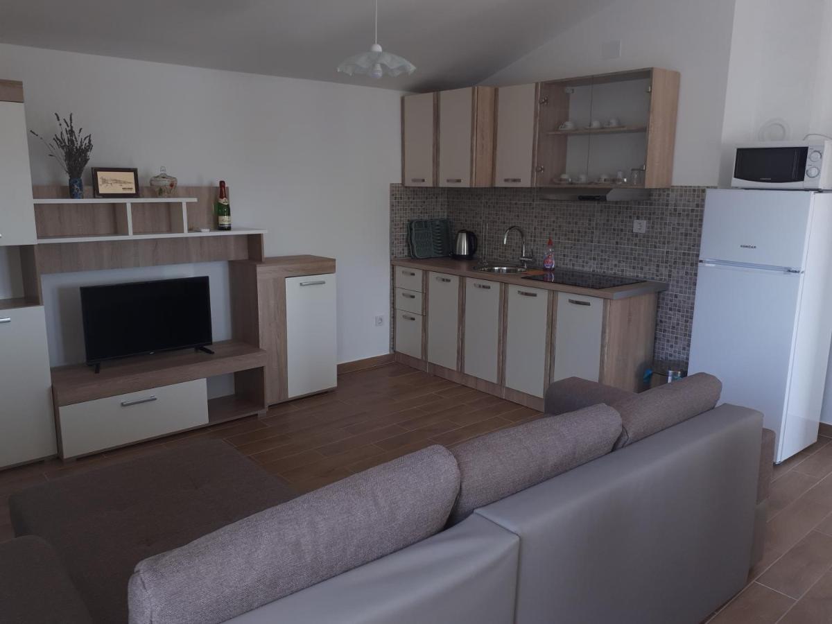 Apartmani Andrea Karlobag Dış mekan fotoğraf
