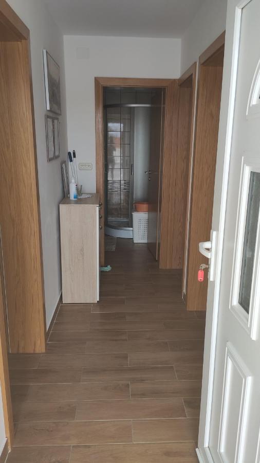Apartmani Andrea Karlobag Dış mekan fotoğraf